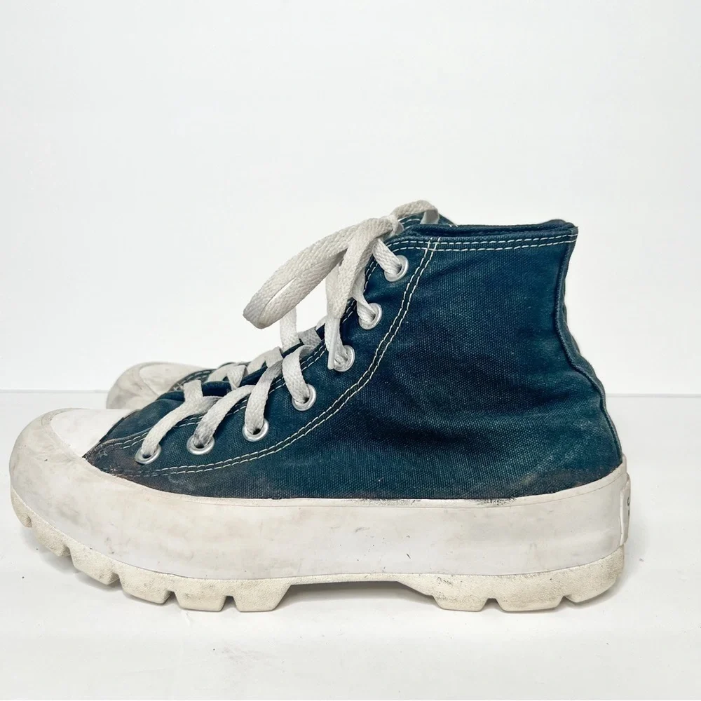 Converse excellent used